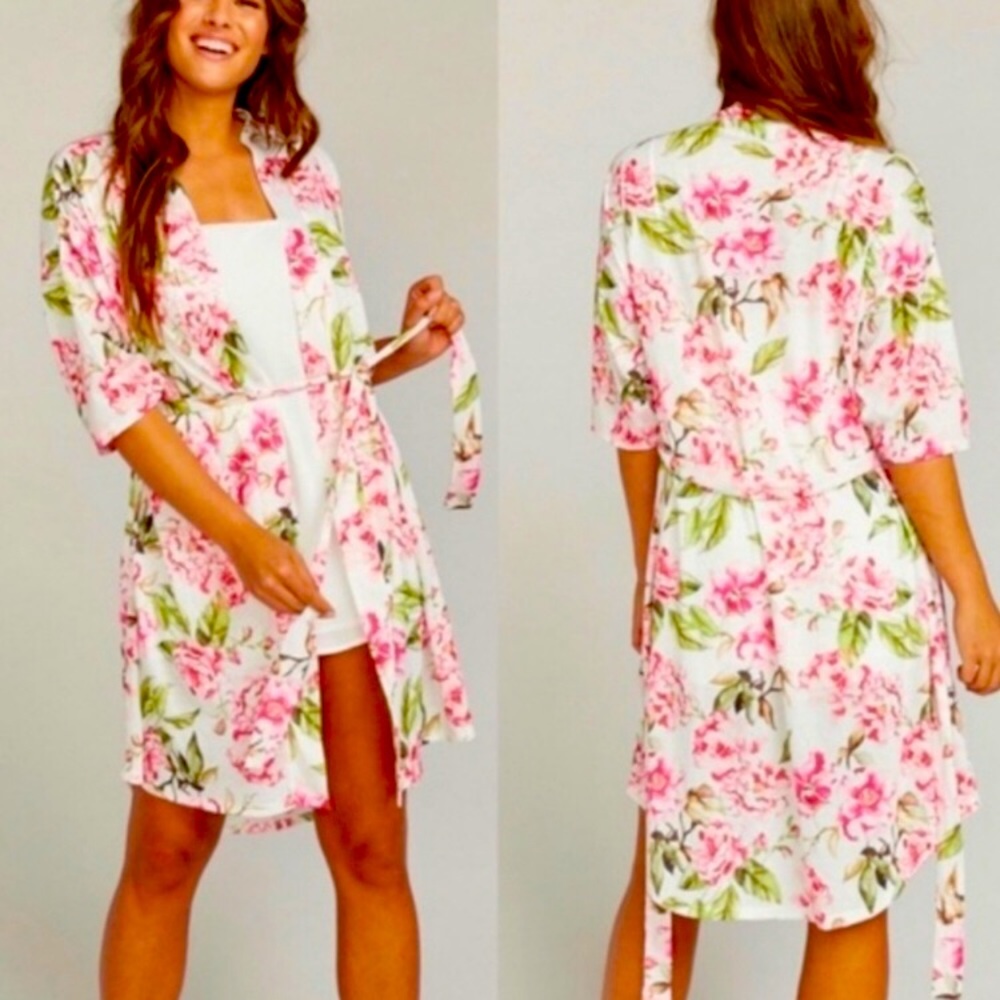 Adorable kimono to make you feel fancy!